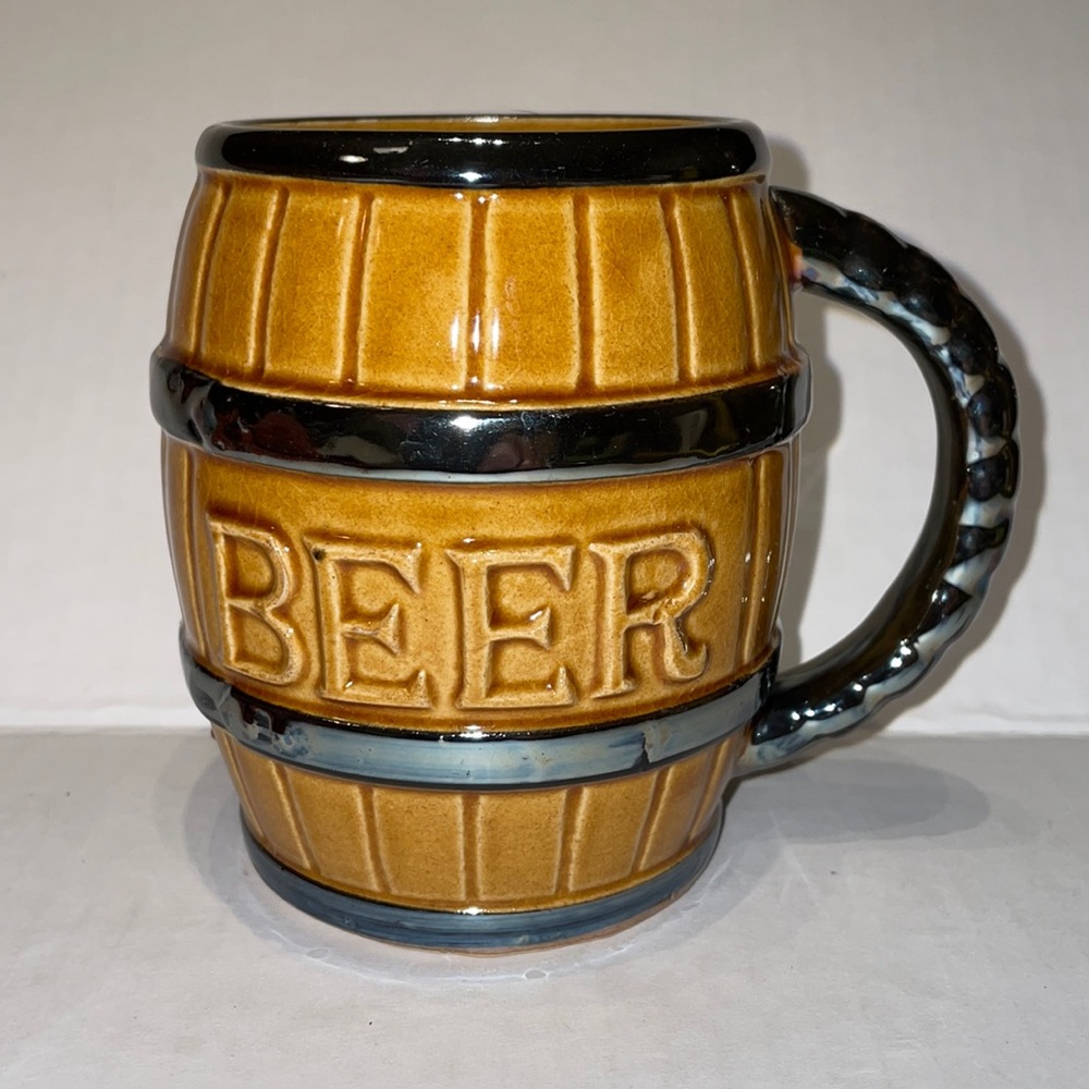 Vintage beer barrel ceramic mug 14 oz